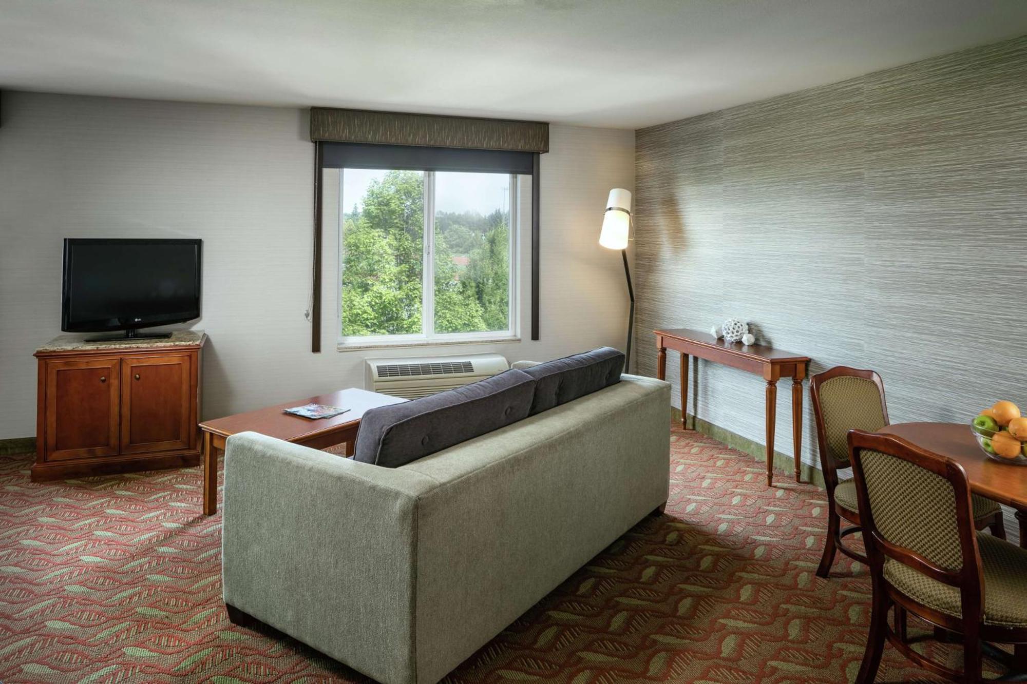 Hilton Garden 3*
